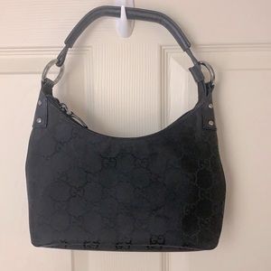 Gucci canvas shoulder bag in Black